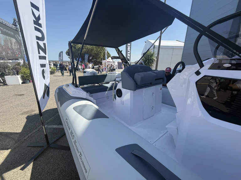 YachtCharter in Arcachon - Ranieri Cayman 26 Sport Touring auf SamBoat