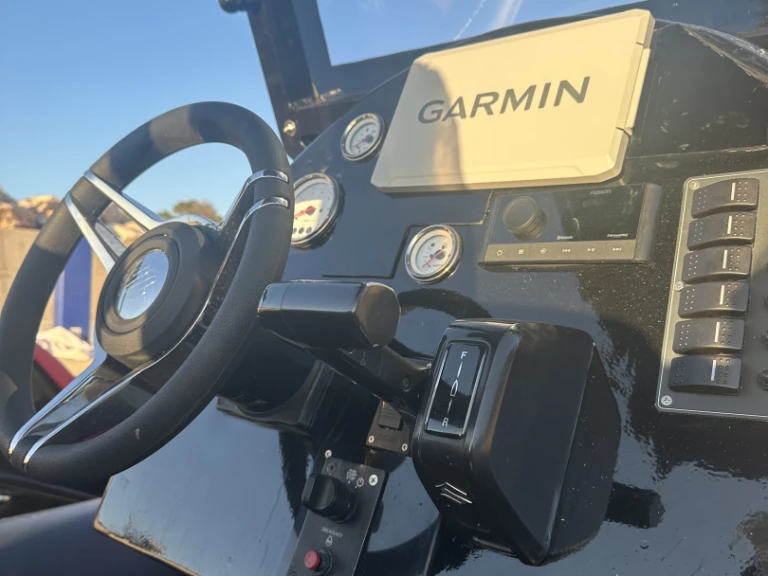 Vermietung Schlauchboot Lobster mit Führerschein