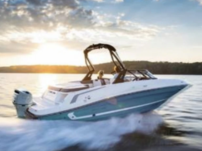 Ein Bayliner VR5 mieten in Aix-les-Bains