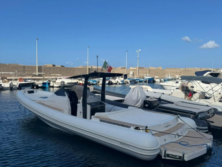 Boot mieten Poltu Quatu günstig MX 11 Coupé
