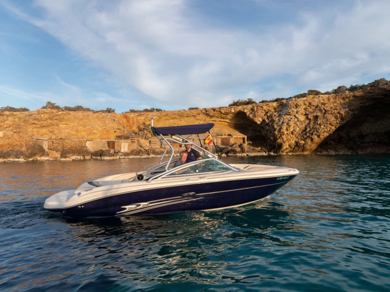 Motorboot mieten in Sant Antoni de Portmany zum besten Preis