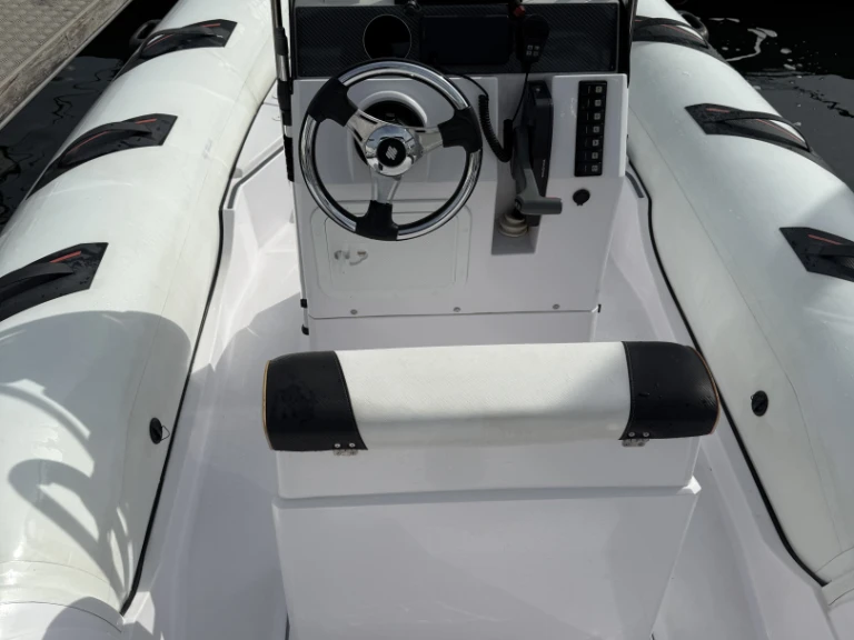 Schlauchboot mieten in Frankreich zum besten Preis
