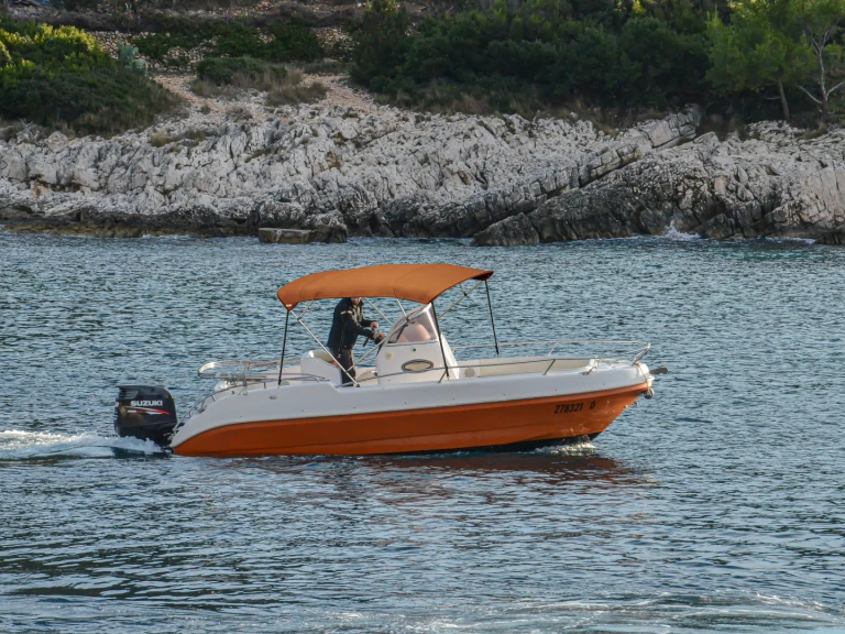 Bootsverleih Marino Aphordite 650 Hvar Samboat