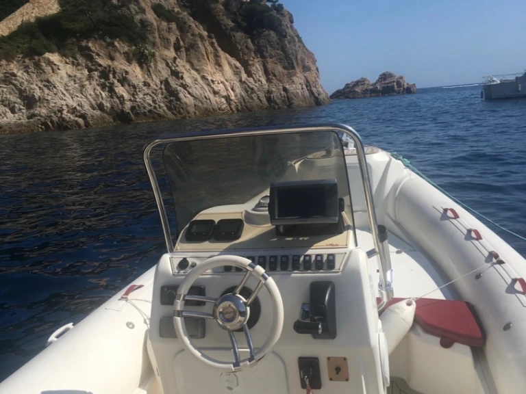 Ein Nuova Jolly Prince 23 mieten in Andernos-les-Bains