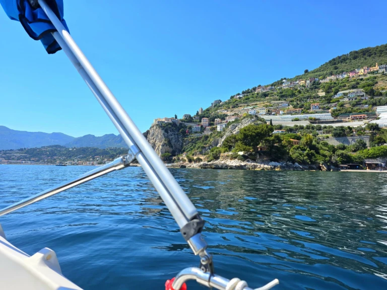 Motorboot mit oder ohne Skipper Whaly mieten in Frankreich