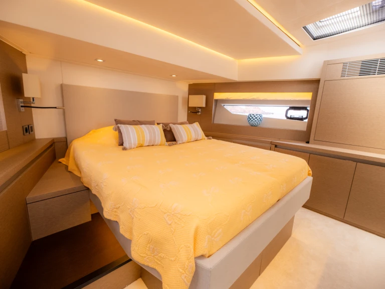 Vermietung Yacht Prestige Yachts mit Führerschein