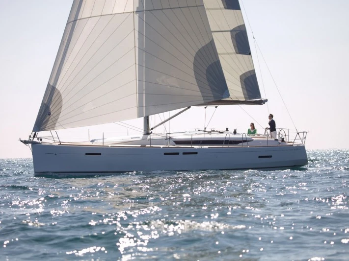 Segelboot mit oder ohne Skipper Jeanneau mieten in La Paz