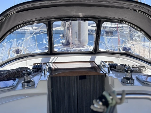Segelboot mit oder ohne Skipper Bavaria mieten in Lavrion