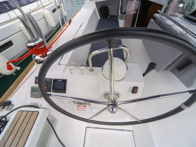 YachtCharter in Bas du Fort - Bénéteau Oceanis 45 auf SamBoat