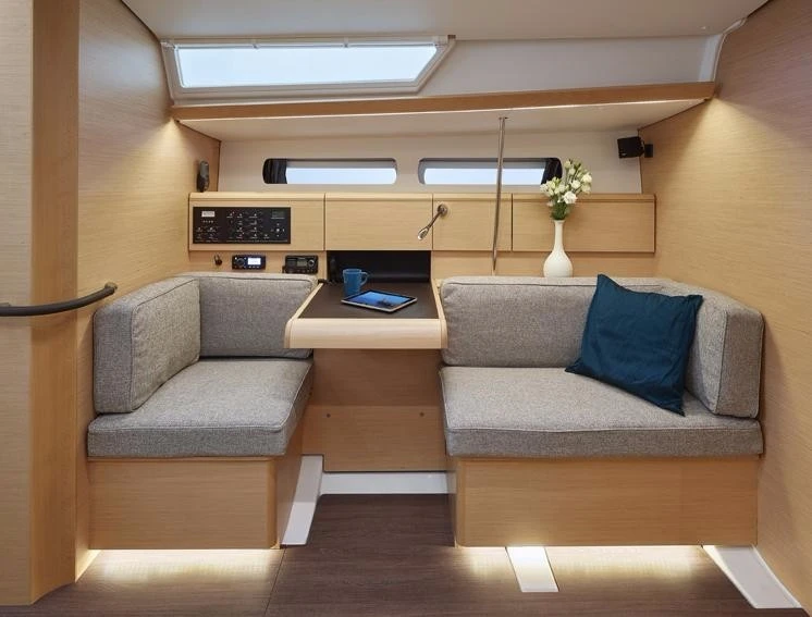Jeanneau Sun Odyssey 449 mieten La Paz