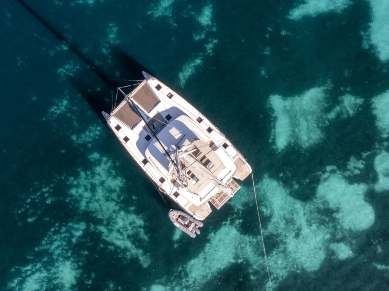 Katamaran mit oder ohne Skipper Lagoon mieten in Olbia Port