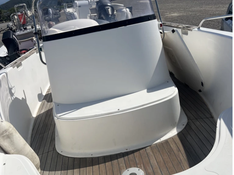 Ein Pacific Craft Pacific Craft 550 Open mieten in Saint-Florent