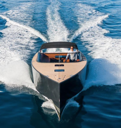 Motorboot mit oder ohne Skipper VanDutch mieten in Golfe-Juan