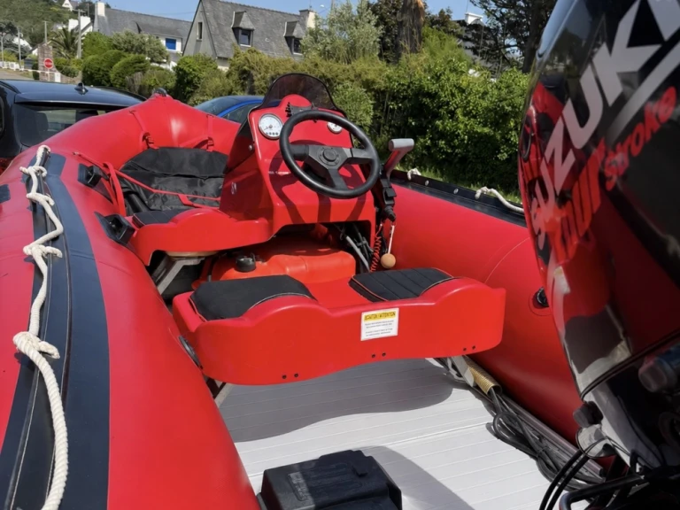 YachtCharter in Erquy - Zodiac MK 2 Futura auf SamBoat