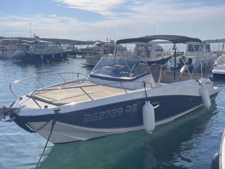 Quicksilver Activ 675 Sundeck mieten Rab