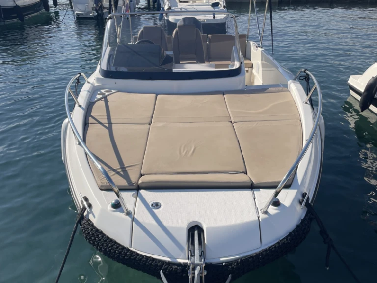 Boot mieten Rab günstig Activ 675 Sundeck