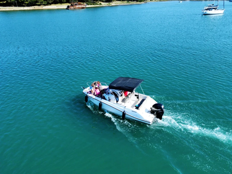 Bootsverleih Quicksilver Activ 675 Sundeck Medulin Samboat