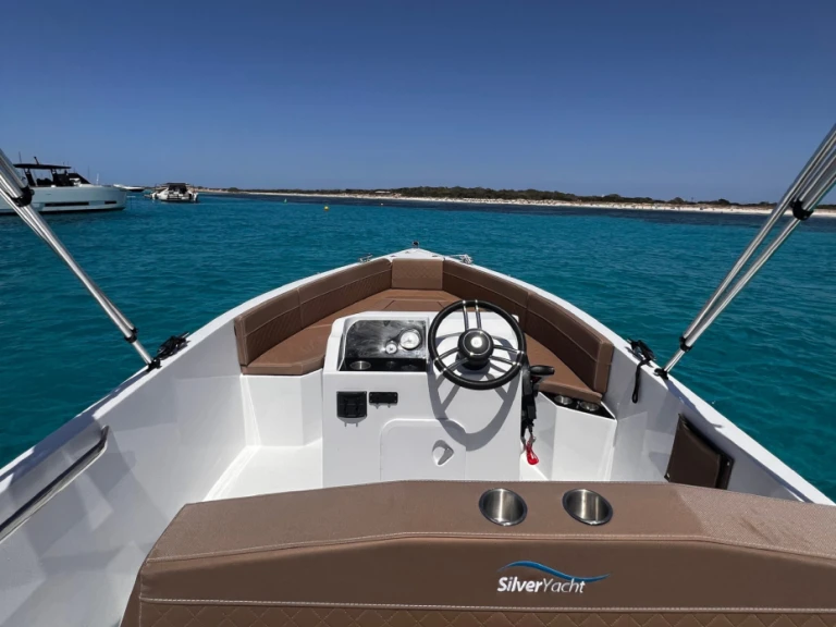 Vermietung Motorboot Silver mit Führerschein