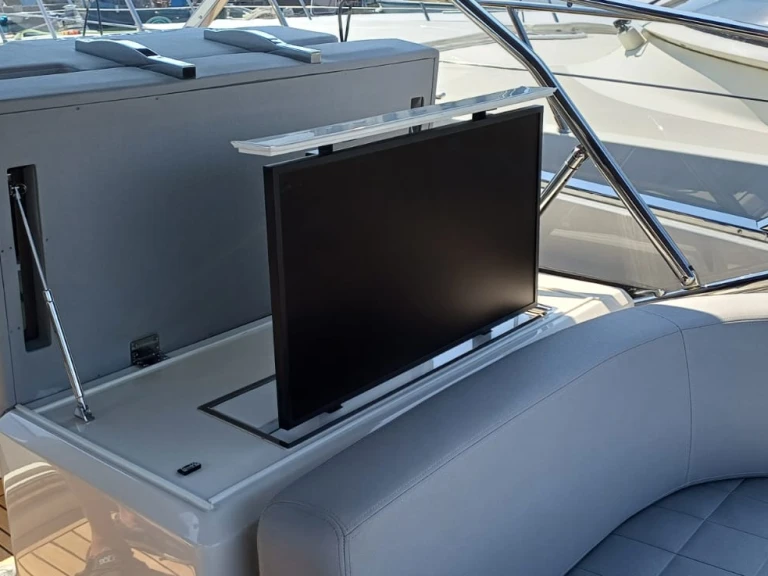 Vermietung Yacht Itama mit Führerschein