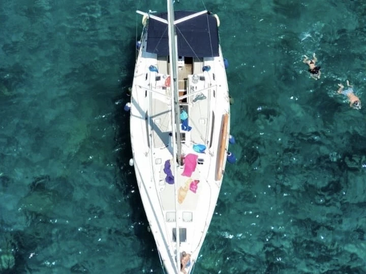 Ein Jeanneau Sun Odyssey 47 mieten in Rhodos