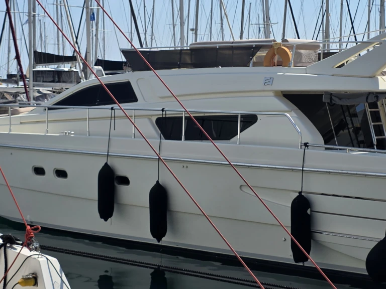 Yacht mit oder ohne Skipper Ferretti mieten in Port Lindos