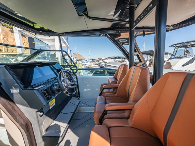 Ein Italboats saxdor 320GTO mieten in Altea
