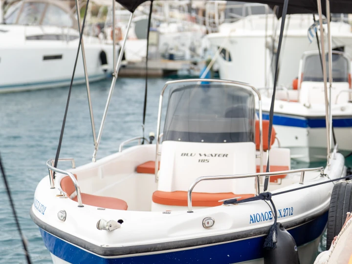 Motorboot mit oder ohne Skipper Poseidon mieten in Rhodos