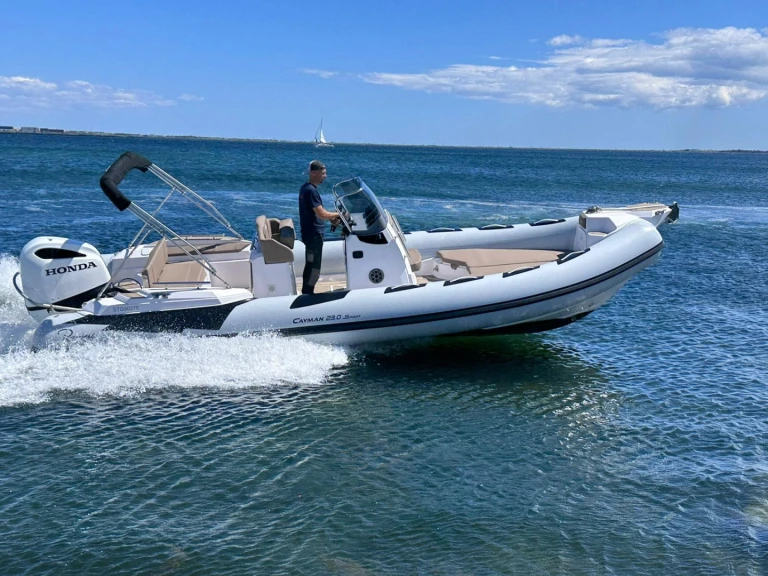 Schlauchboot mieten in Sète - Ranieri Cayman 23 Sport