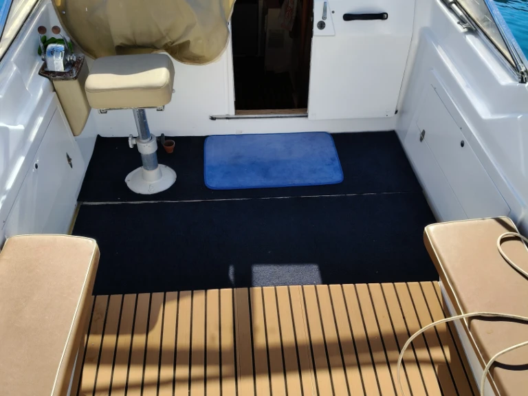 Ein Cranchi C 8 sport  mieten in Palermo
