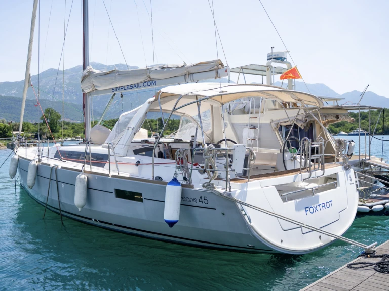 Segelboot mieten in Mrčevac zum besten Preis