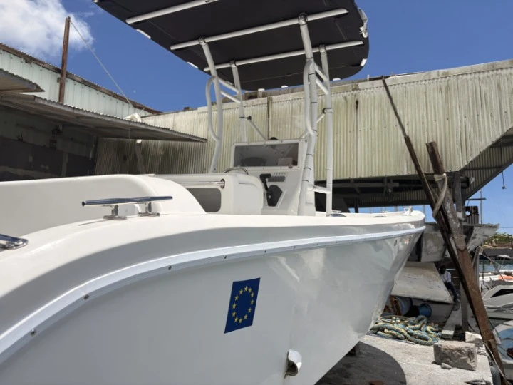 Forboat 23' mieten Pointe-à-Pitre