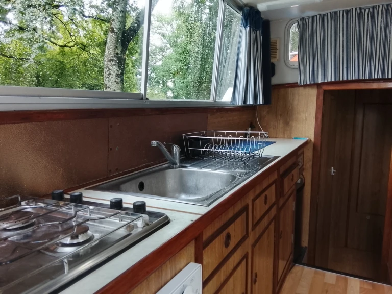 YachtCharter in Malestroit - Crow blue  line Comet 4 auf SamBoat