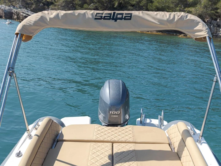 Boot mieten Mandelieu-la-Napoule günstig Salpa Soleil 18