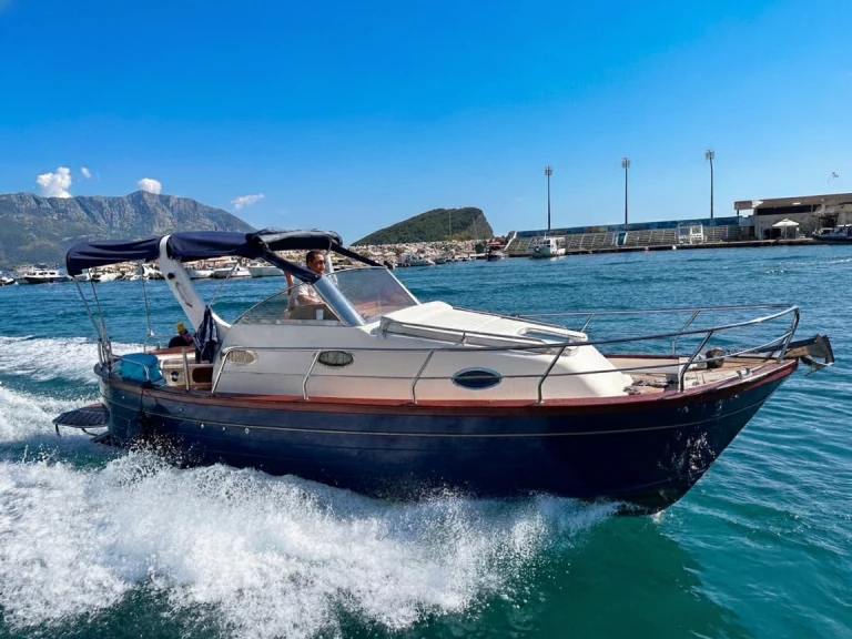 YachtCharter in Valencia - Cantieri Mimì Libeccio 25 auf SamBoat