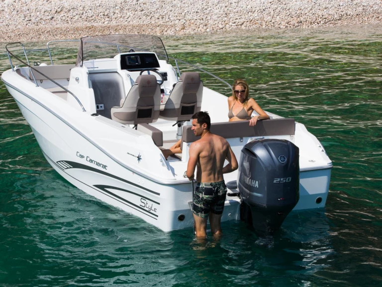 Motorboot mit oder ohne Skipper Jeanneau mieten in Carnon-Plage