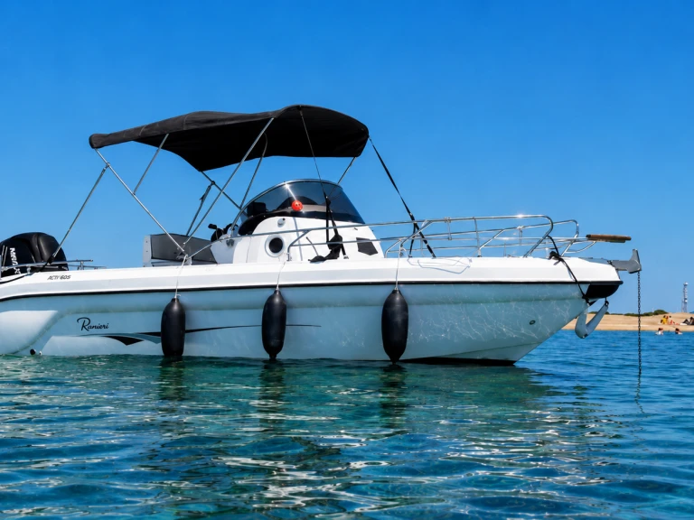 YachtCharter in Port-Camargue - Ranieri Shadow 22 S auf SamBoat