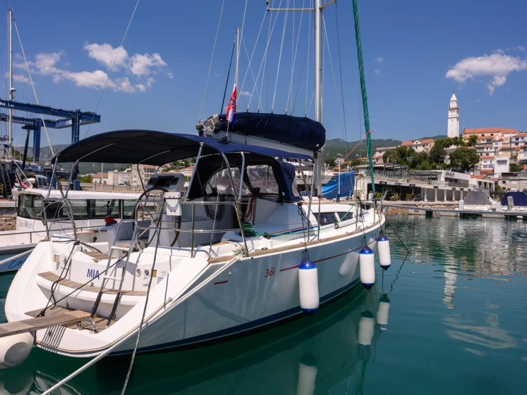 Segelboot mit oder ohne Skipper Jeanneau mieten in Novi Vinodolski
