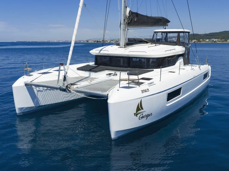 Boot mieten Sukošan günstig Lagoon 43