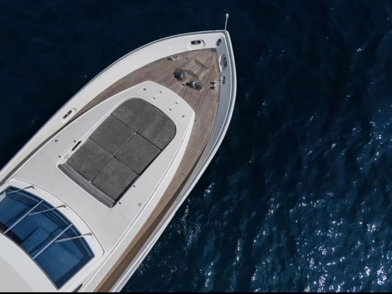 YachtCharter in Port Grimaud - Cantieri di Arno Leopard 27 auf SamBoat