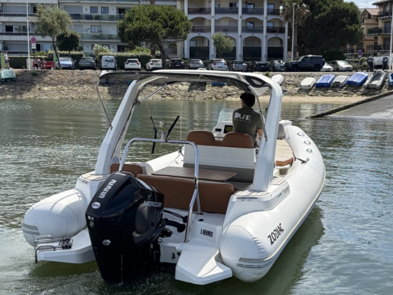 Vermietung Schlauchboot Zodiac mit Führerschein