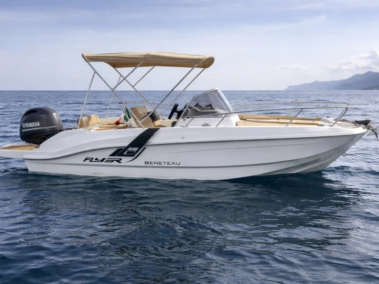 Ein Bénéteau Flyer 5 SUNdeck mieten in Palermo