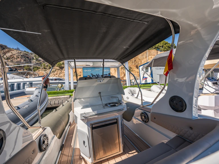 Italboats STINGHER 22GT mieten Altea