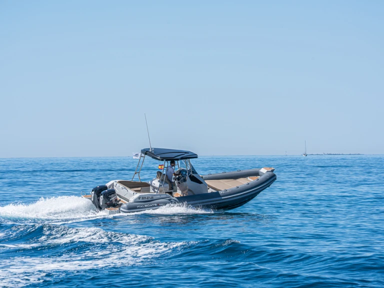 Italboats Stingher 28GT Lux mieten Altea