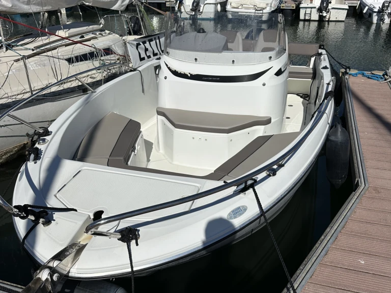 Motorboot mieten in Le Havre zum besten Preis