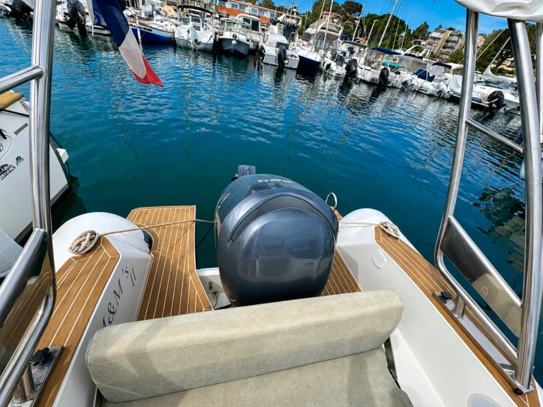 Boot mieten Saint-Raphaël günstig Tempest 700