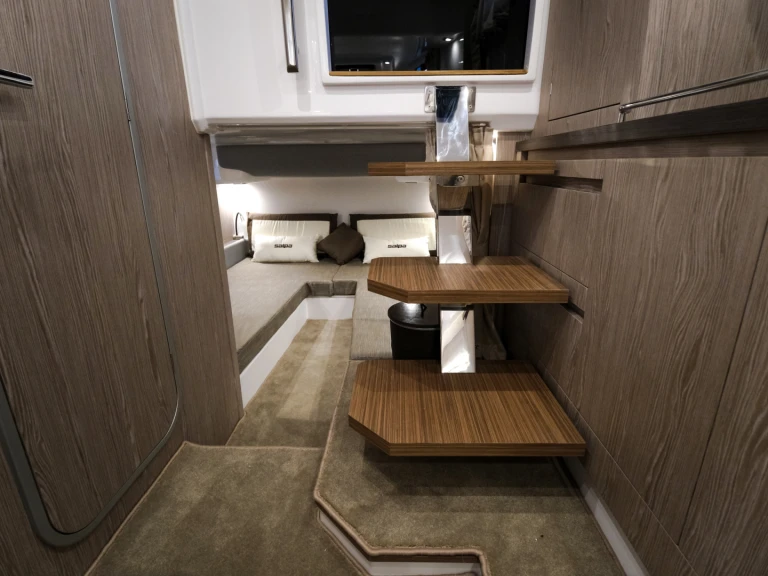 YachtCharter in Cannes - Salpa AVANTGARDE 1.1 auf SamBoat