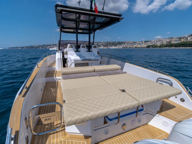 Boot mieten Cannes günstig AVANTGARDE 1.1