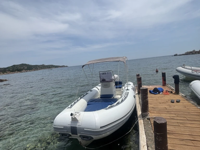 Vermietung Schlauchboot Bwa mit Führerschein