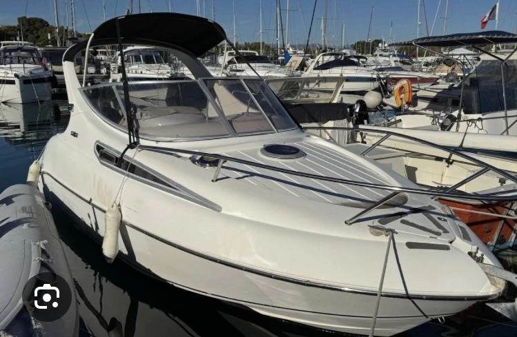 Ein Salpa Saver 20.5 mieten in Antibes