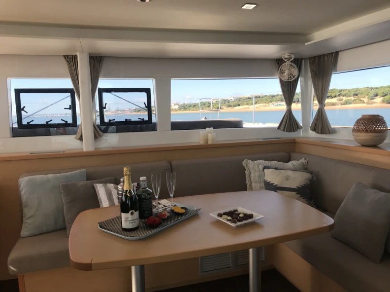 YachtCharter in Sant Antoni de Portmany - Lagoon Lagoon 450 F auf SamBoat